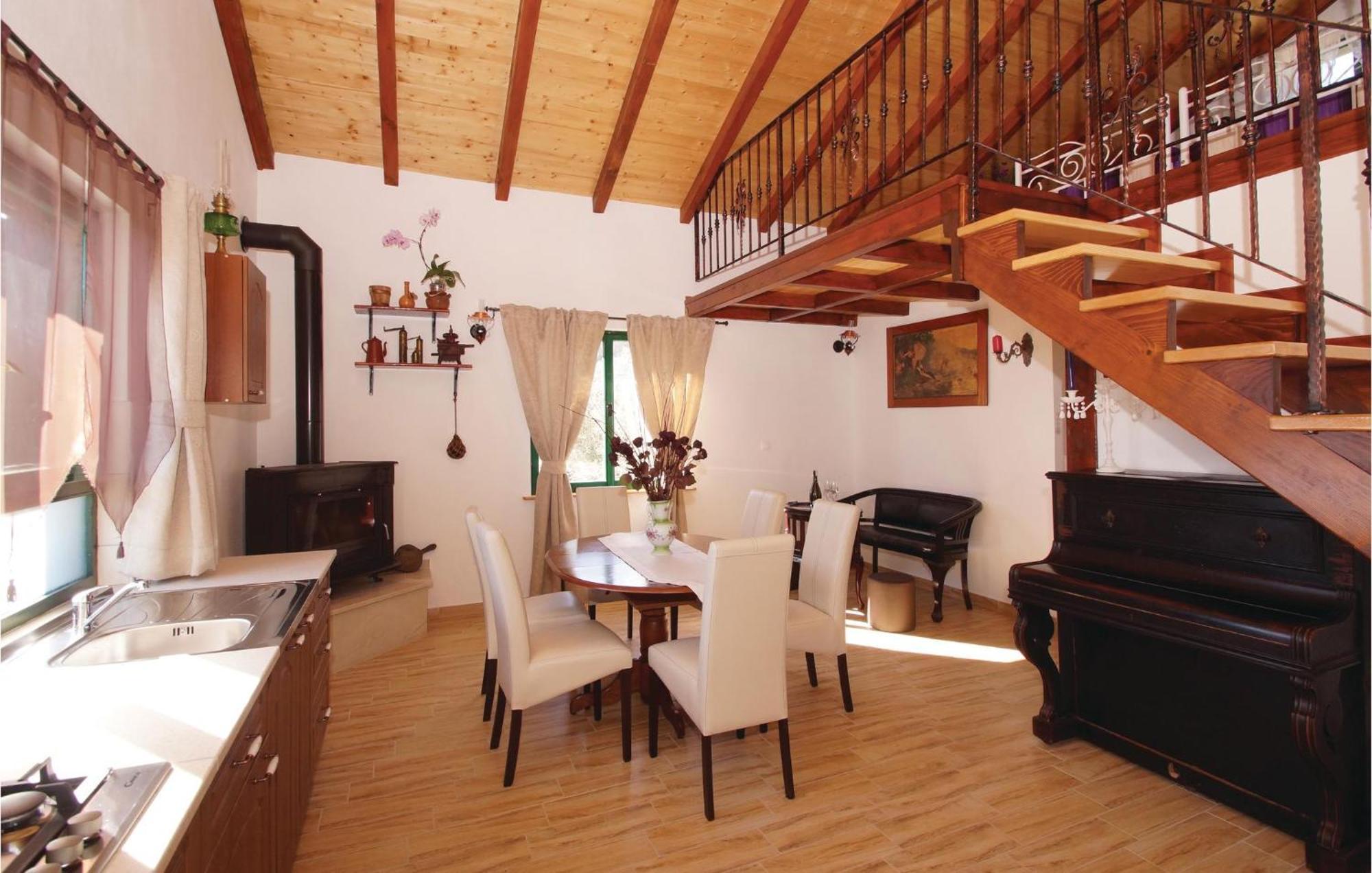Awesome Home In Smokvica With Kitchen Zewnętrze zdjęcie