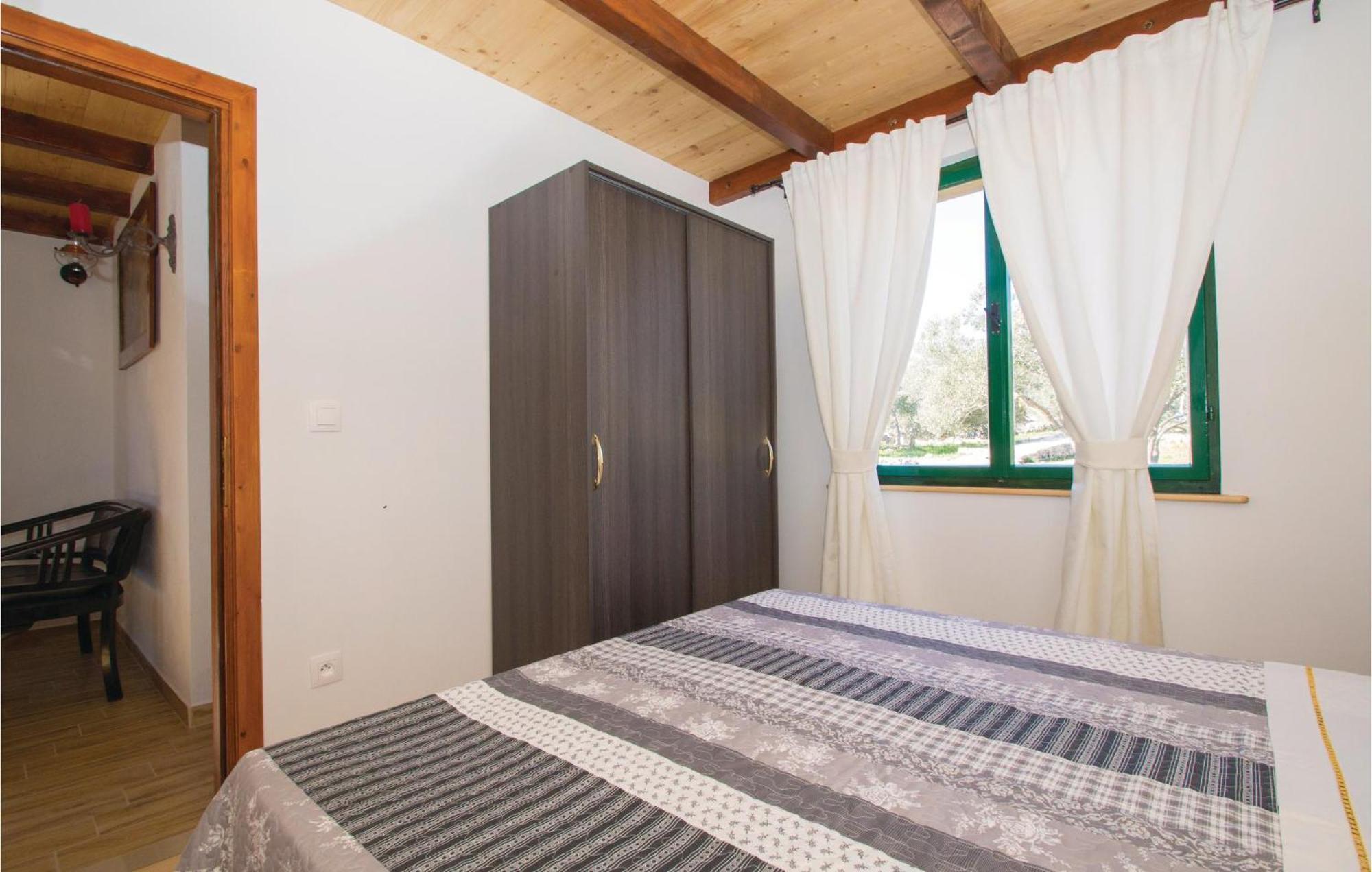 Awesome Home In Smokvica With Kitchen Zewnętrze zdjęcie